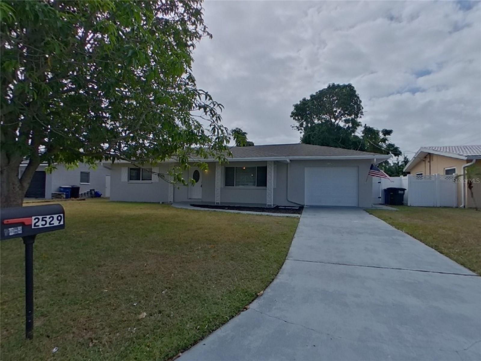 TROPIC HILLS - Residential Lease