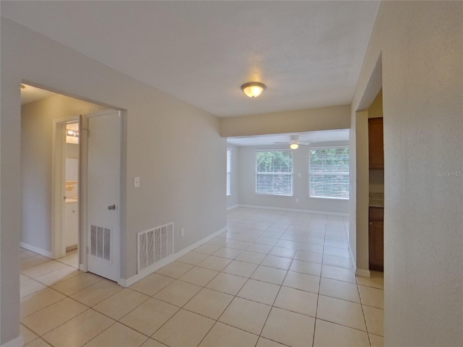 TROPIC HILLS - Residential Lease