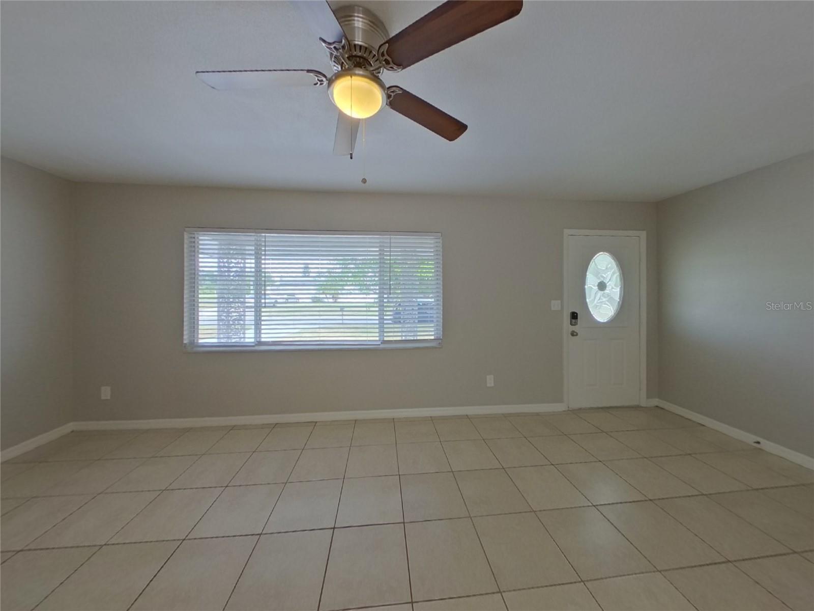 TROPIC HILLS - Residential Lease