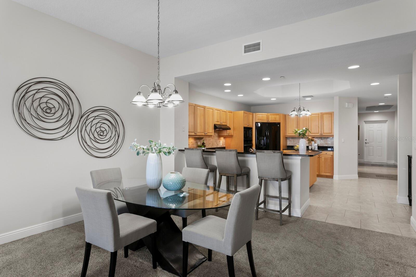 LAS BRISAS CONDO - Residential