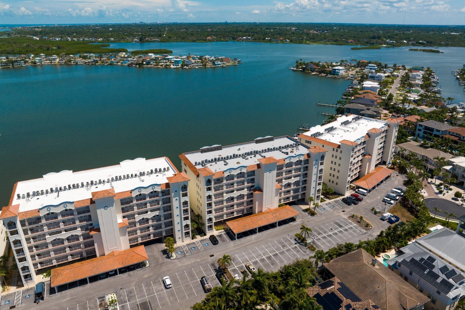 LAS BRISAS CONDO - Residential