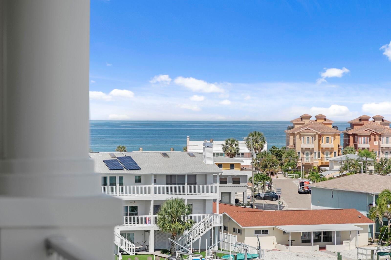 LAS BRISAS CONDO - Residential