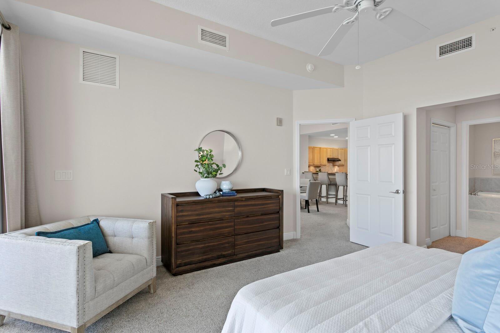 LAS BRISAS CONDO - Residential