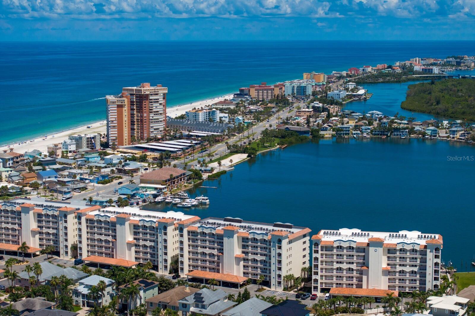 LAS BRISAS CONDO - Residential