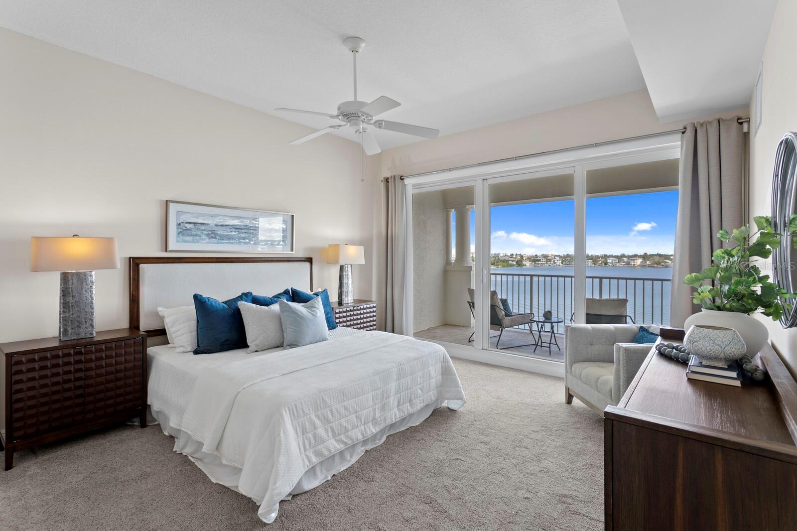 LAS BRISAS CONDO - Residential