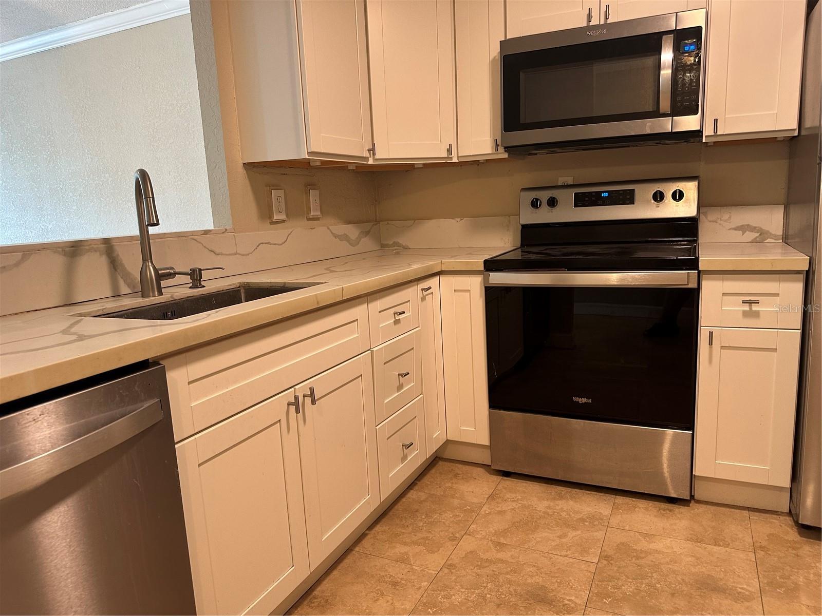 2650 COCONUT BAY LANE 521