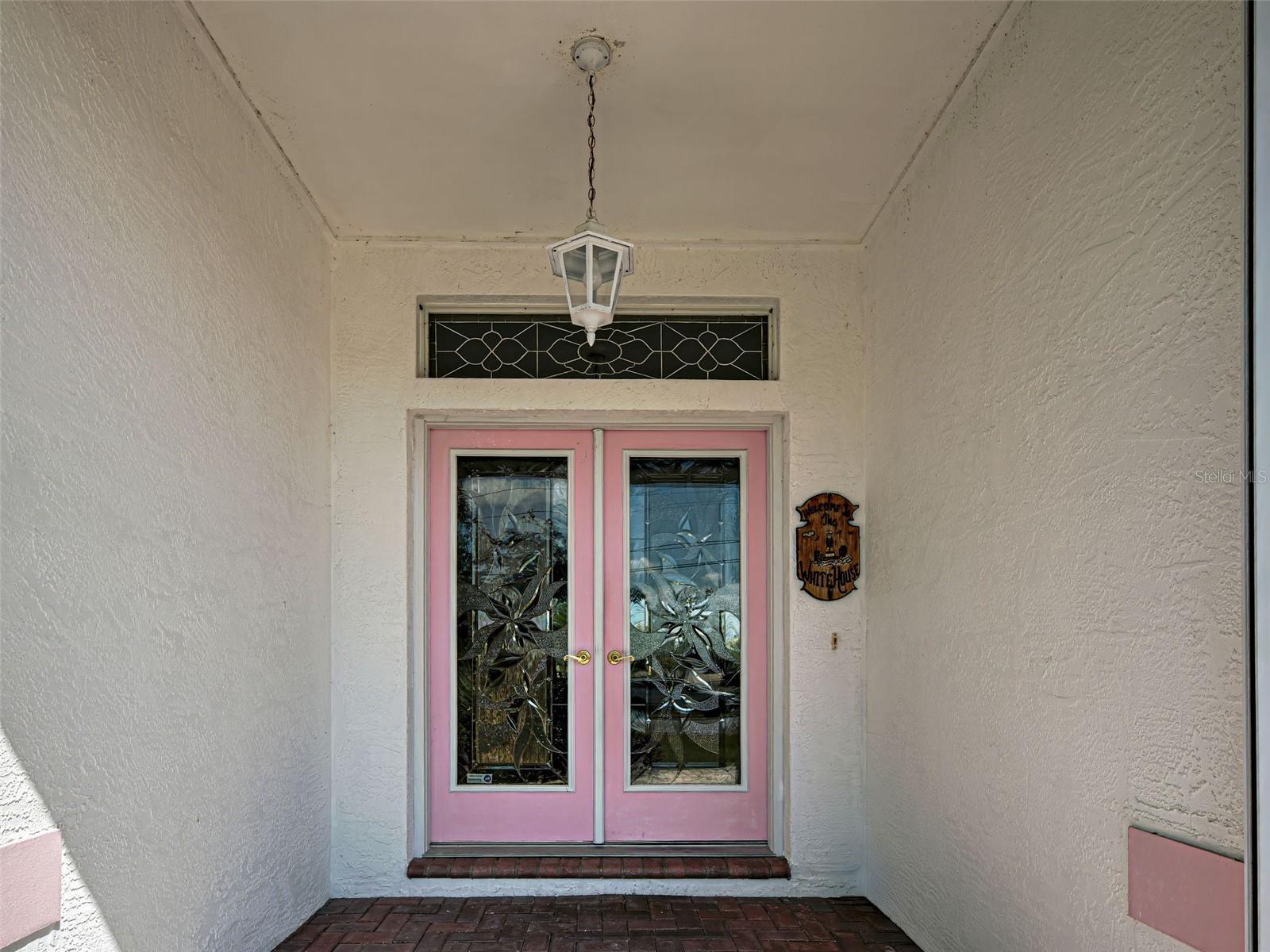 617 BONITO AVENUE