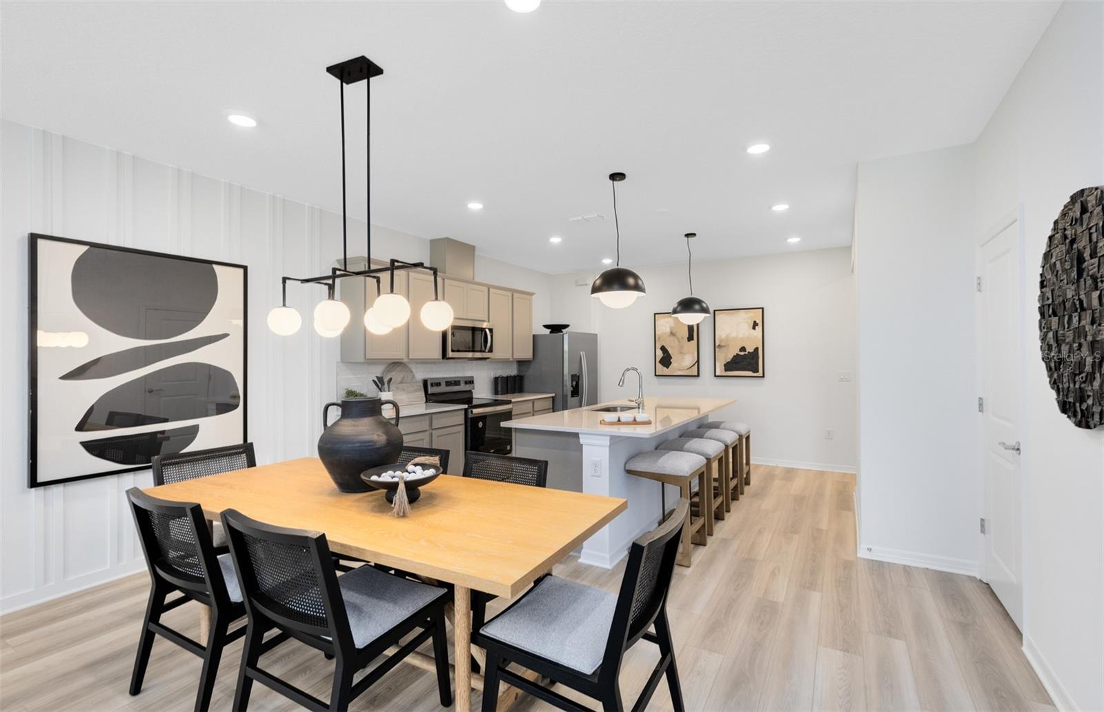 SILVERLEAF OAKS - Residential