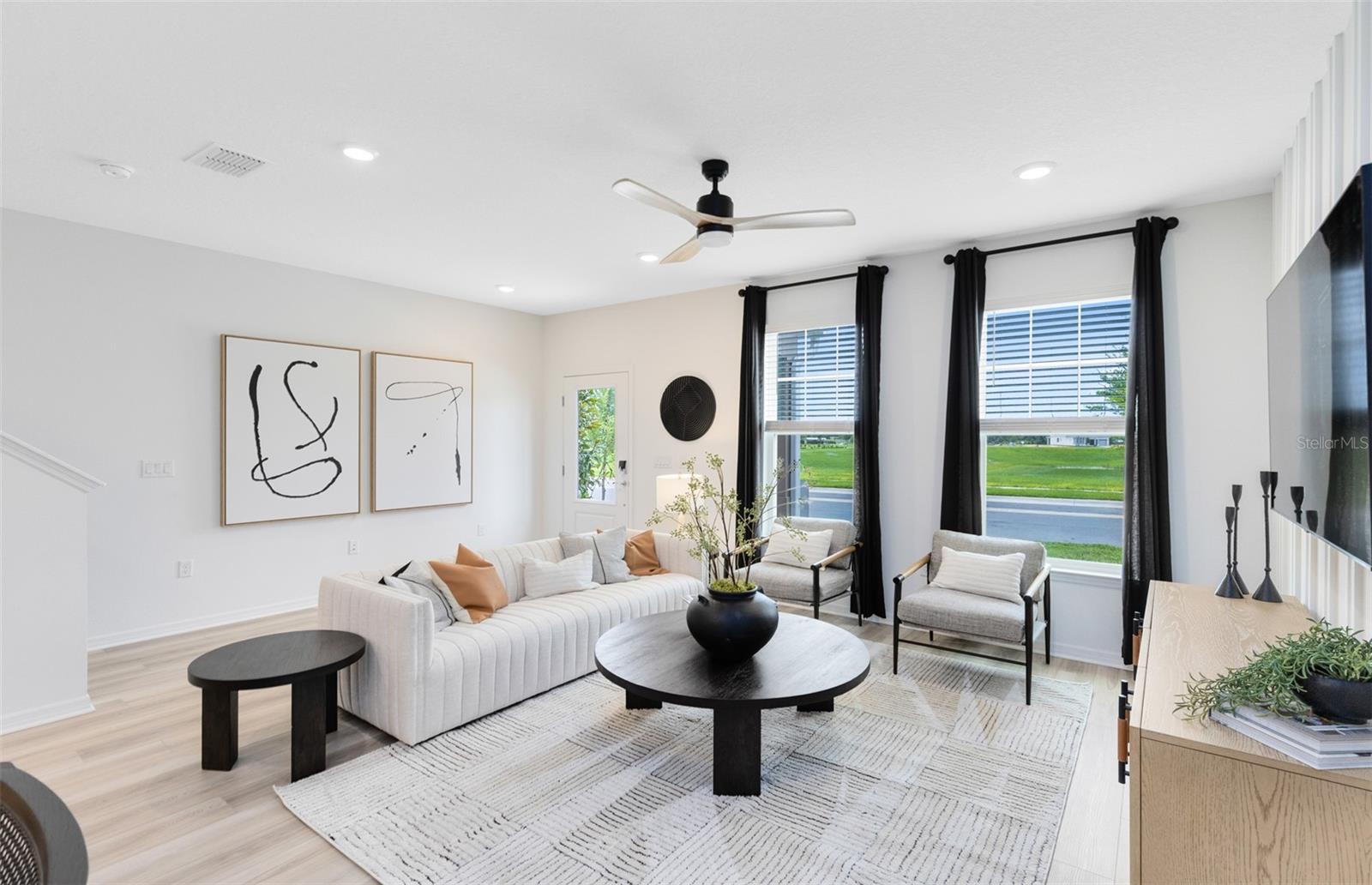 SILVERLEAF OAKS - Residential