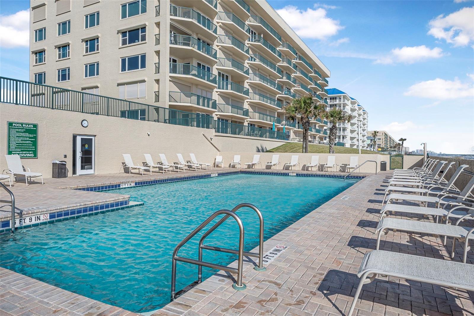 4631 S ATLANTIC AVENUE 8706