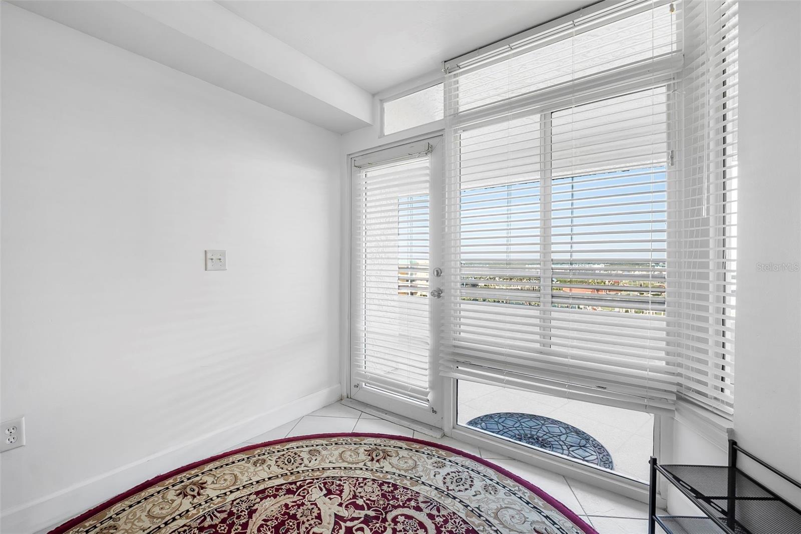 4631 S ATLANTIC AVENUE 8706