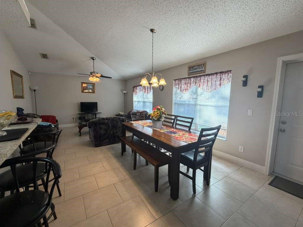 1702 MINNOW COURT