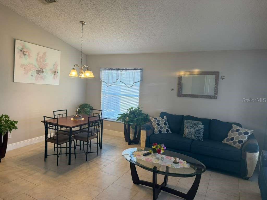 1702 MINNOW COURT