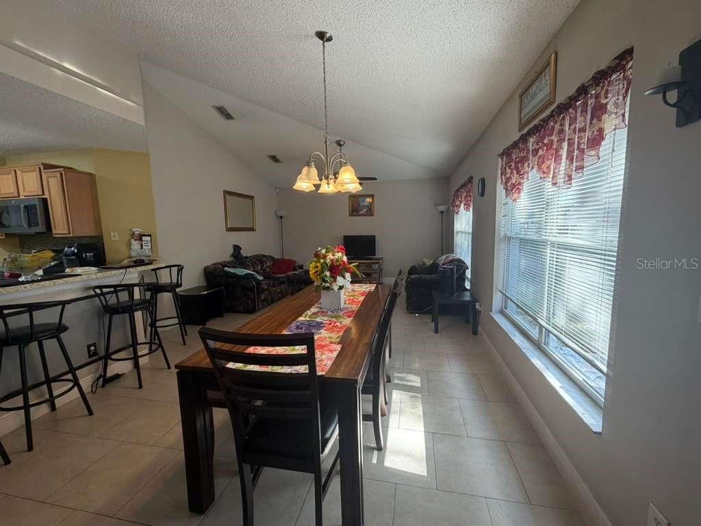 1702 MINNOW COURT