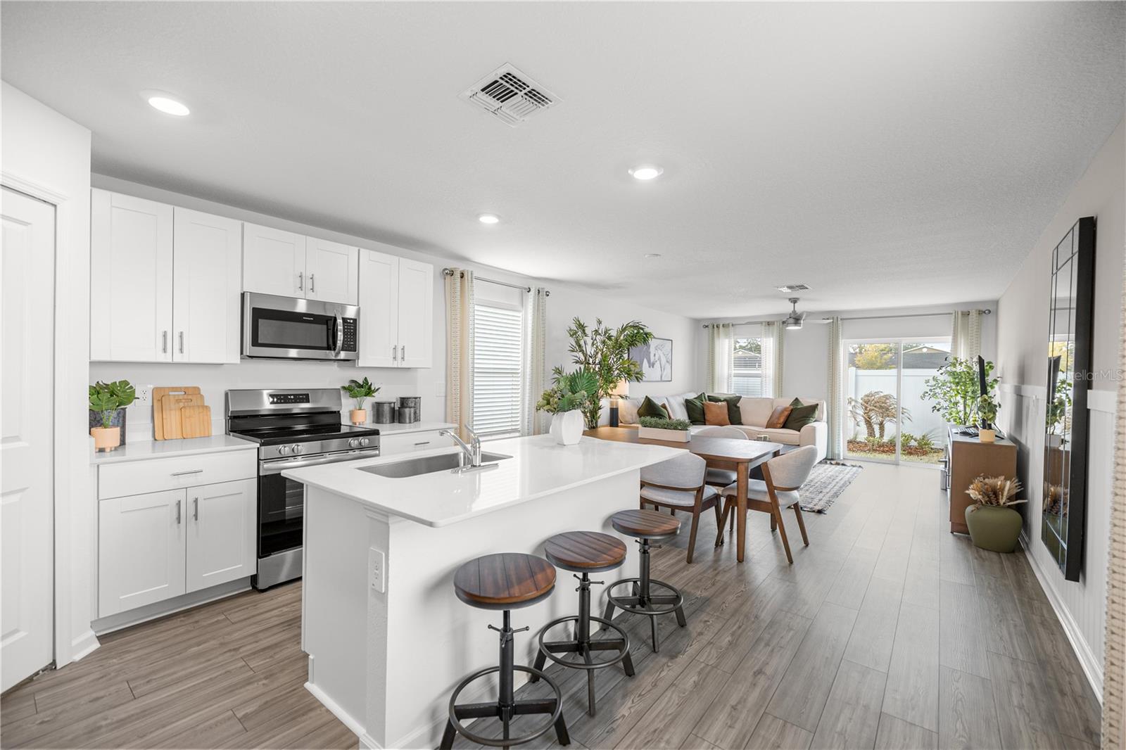 PIONEER RANCH WELLTON - Residential