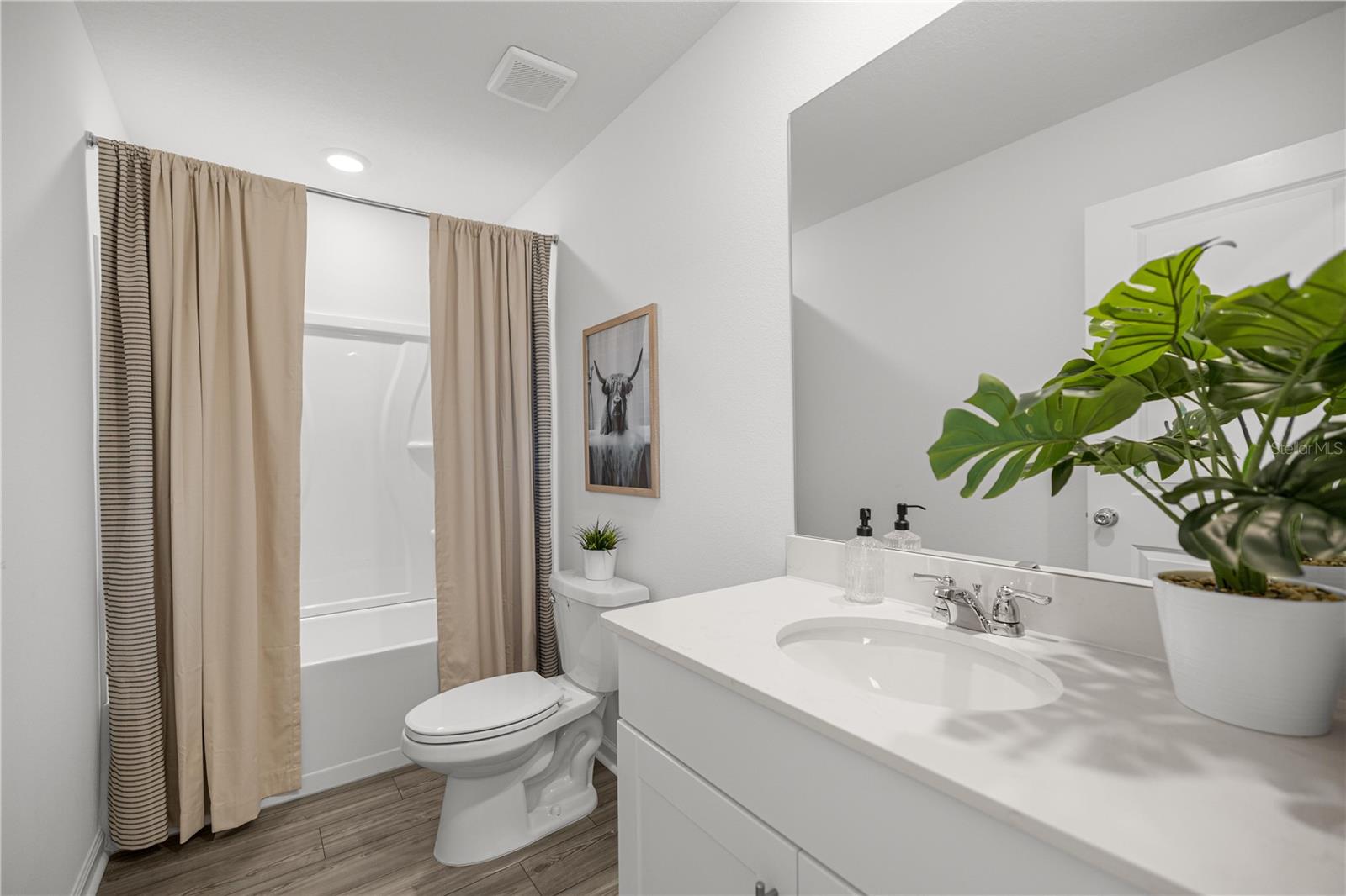 PIONEER RANCH WELLTON - Residential