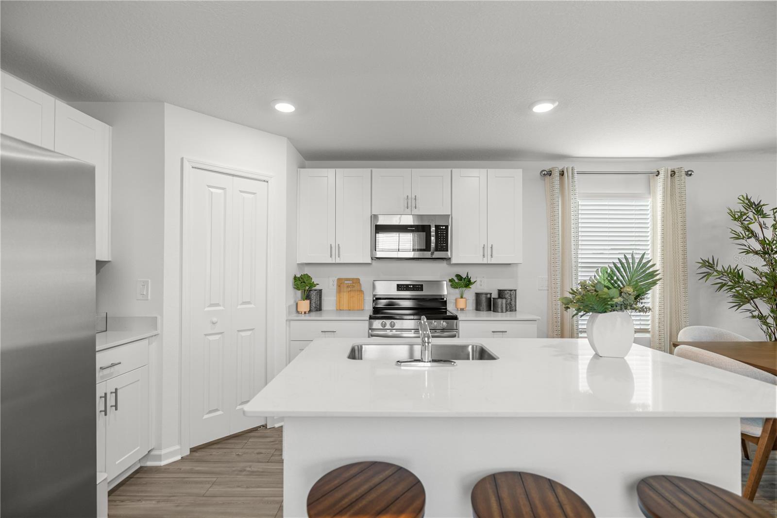 PIONEER RANCH WELLTON - Residential