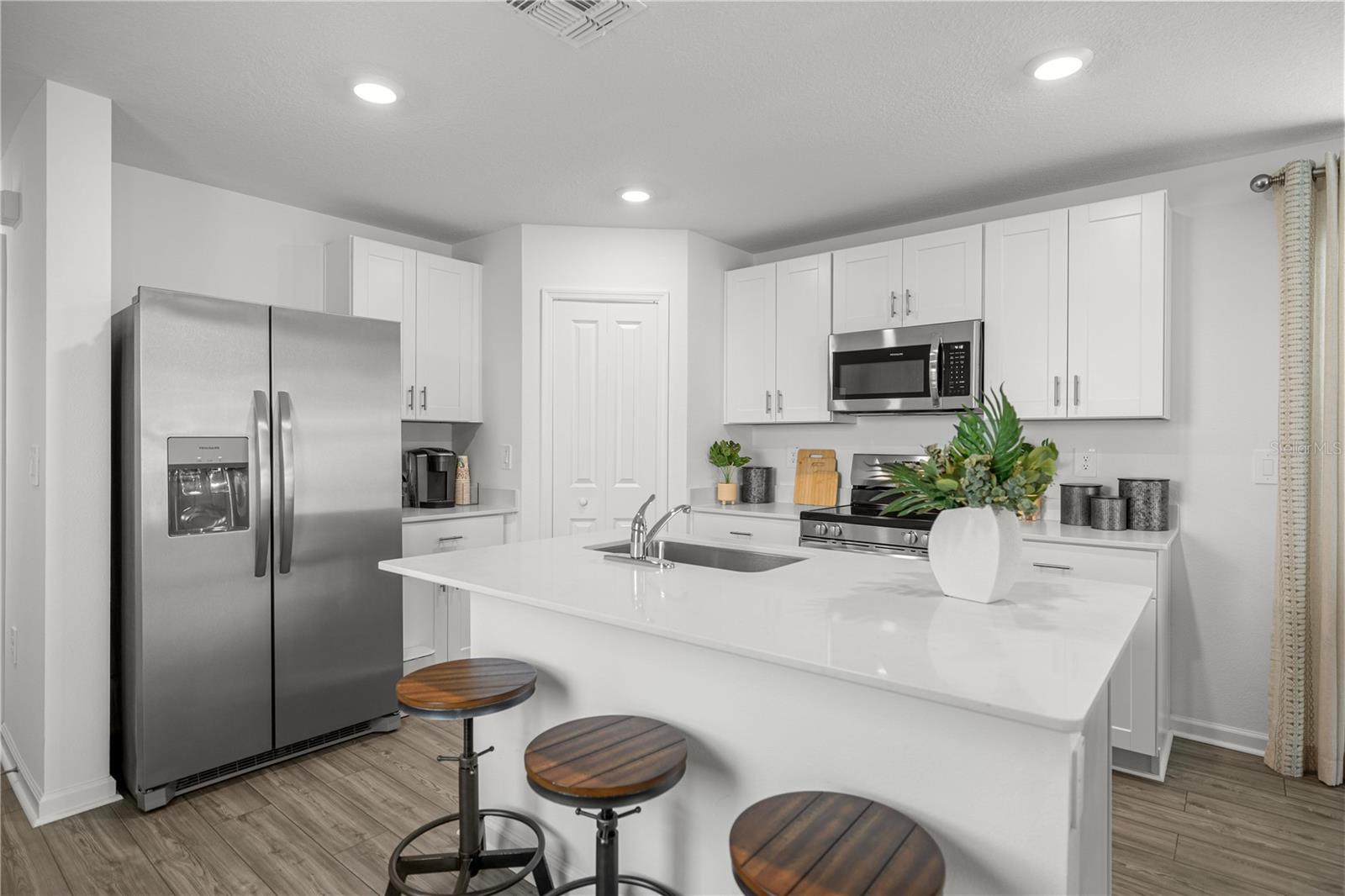 PIONEER RANCH WELLTON - Residential