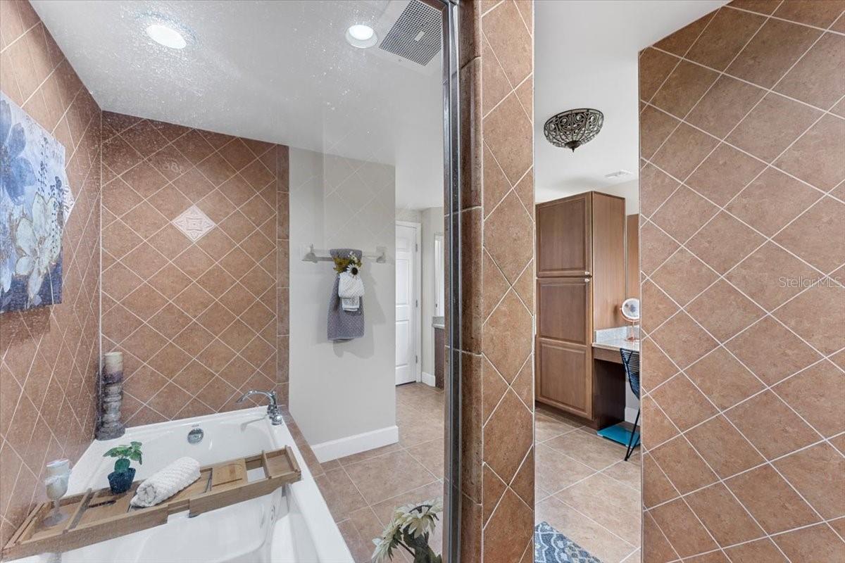 Island Crowne Condo - Residential