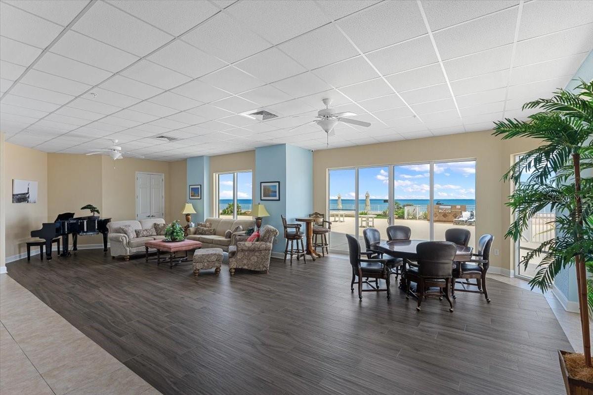 Island Crowne Condo - Residential