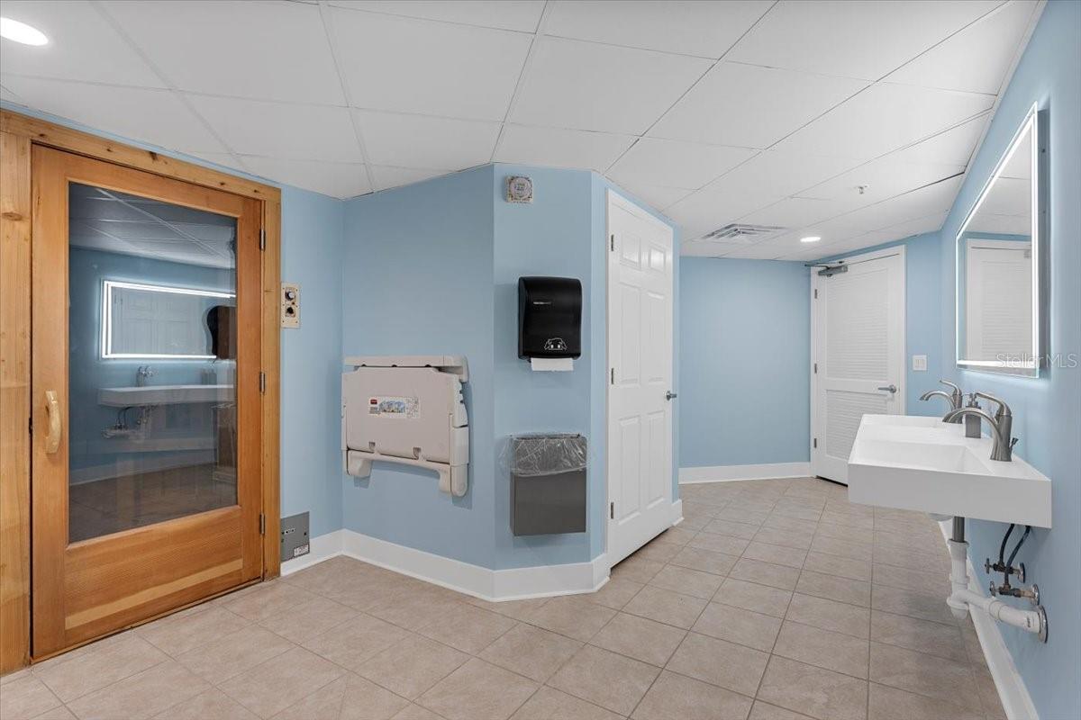 Island Crowne Condo - Residential