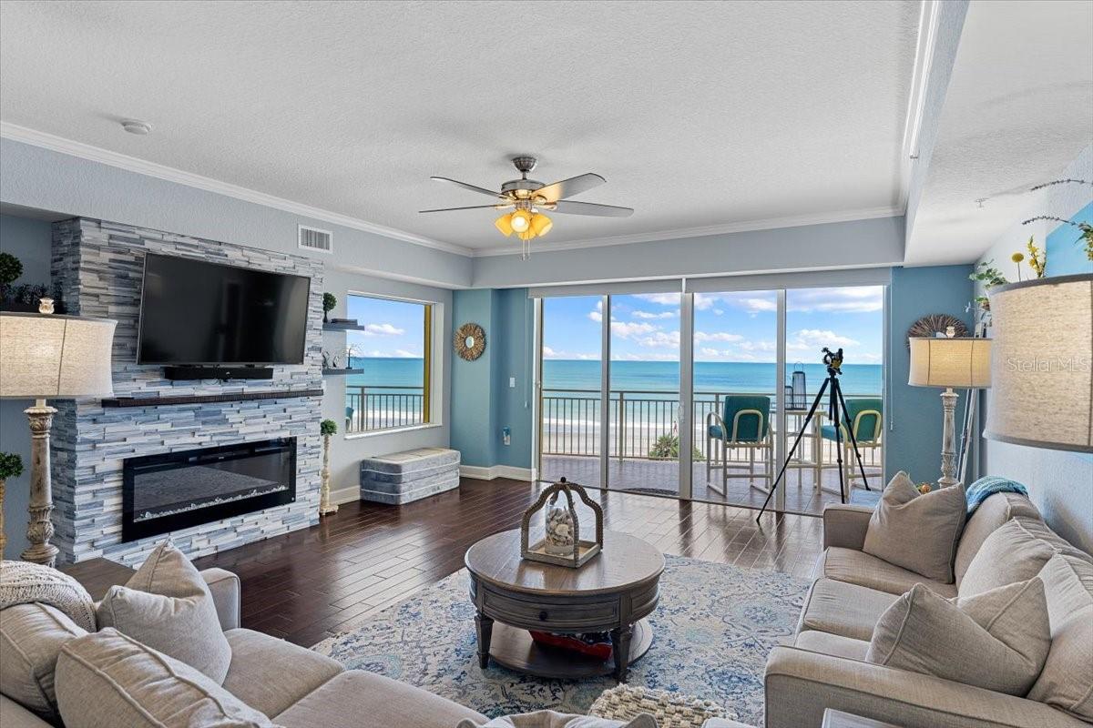 Island Crowne Condo - Residential