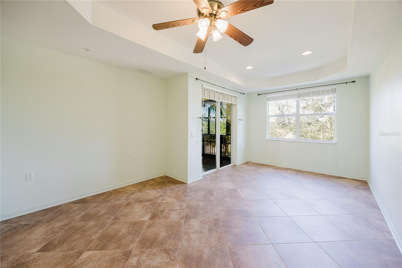 FOUNTAIN COURT PH 01 - Residential