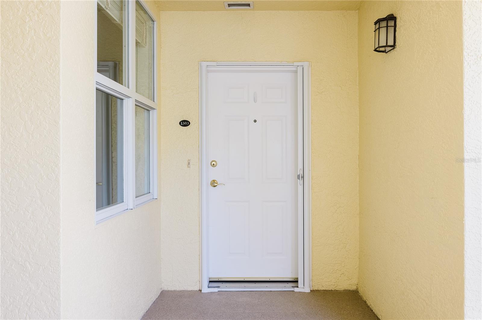 255 WEST END DRIVE 1303