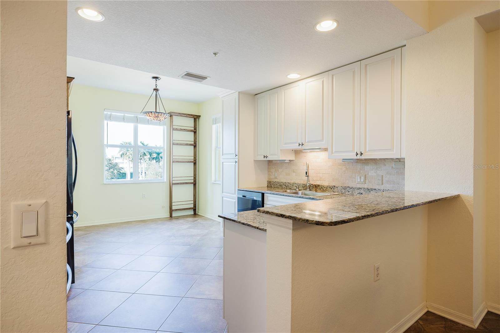 FOUNTAIN COURT PH 01 - Residential