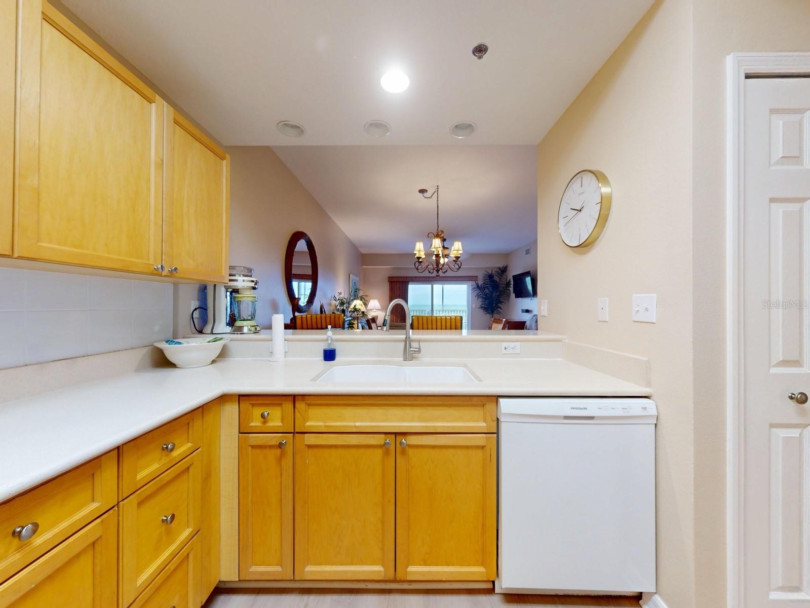 OCEAN WALK/NEW SMYRNA BCH - Residential