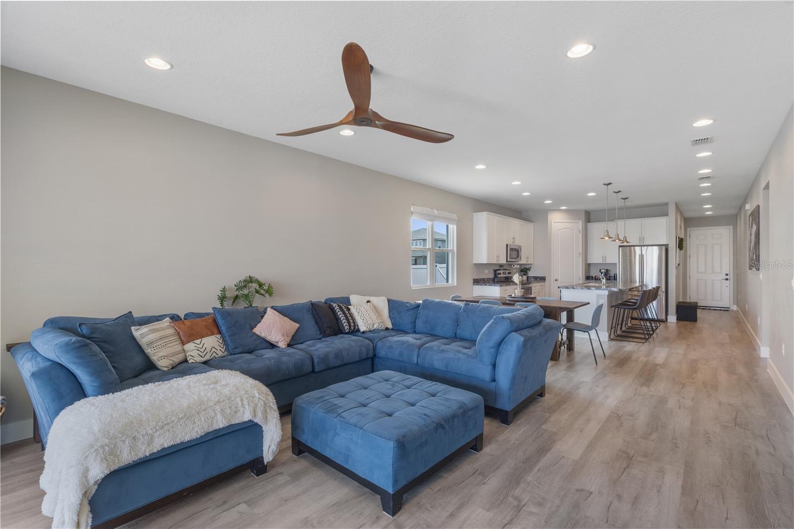 2515 W END DRIVE