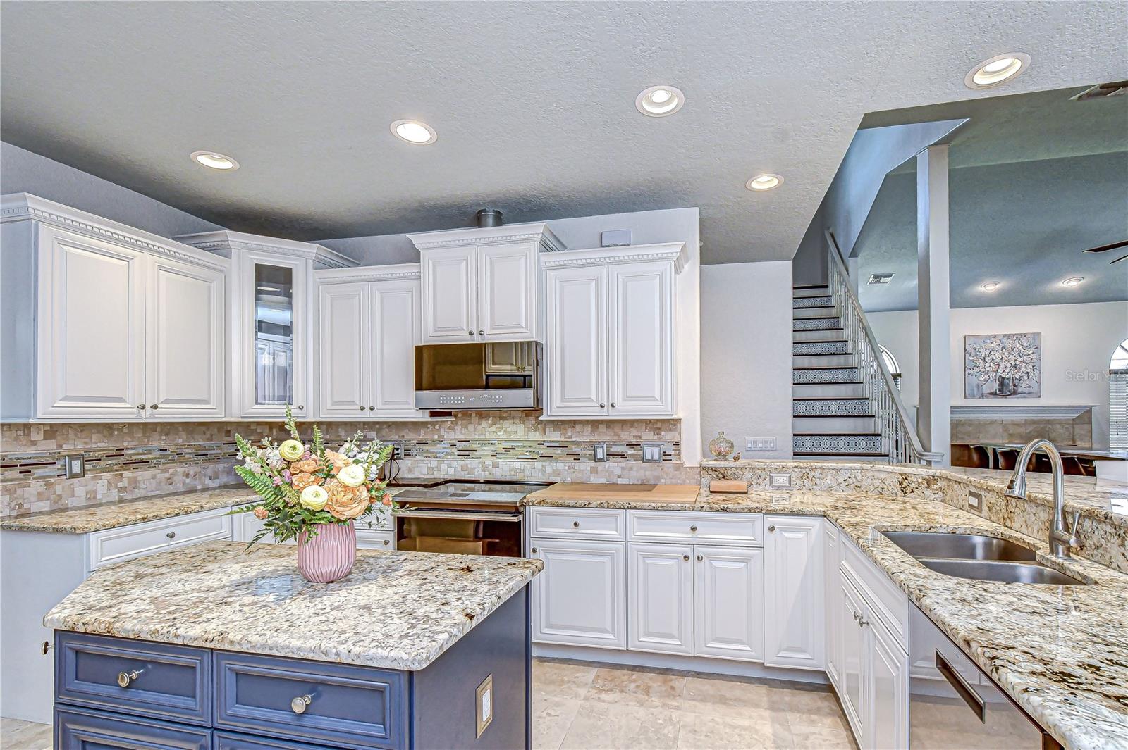 TAMPA PALMS UNIT 2A - Residential