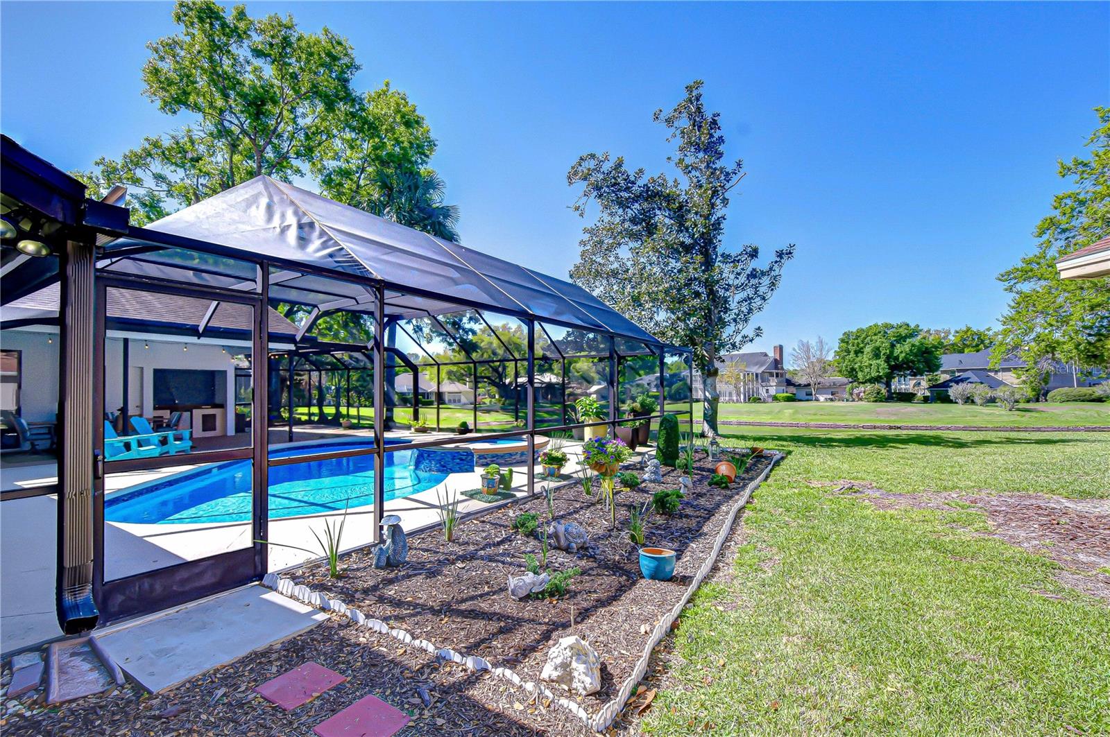 TAMPA PALMS UNIT 2A - Residential