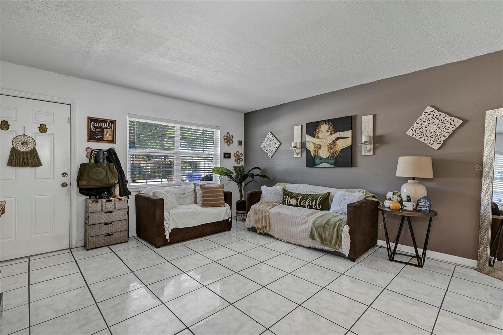 KISSIMMEE HEIGHTS - Residential