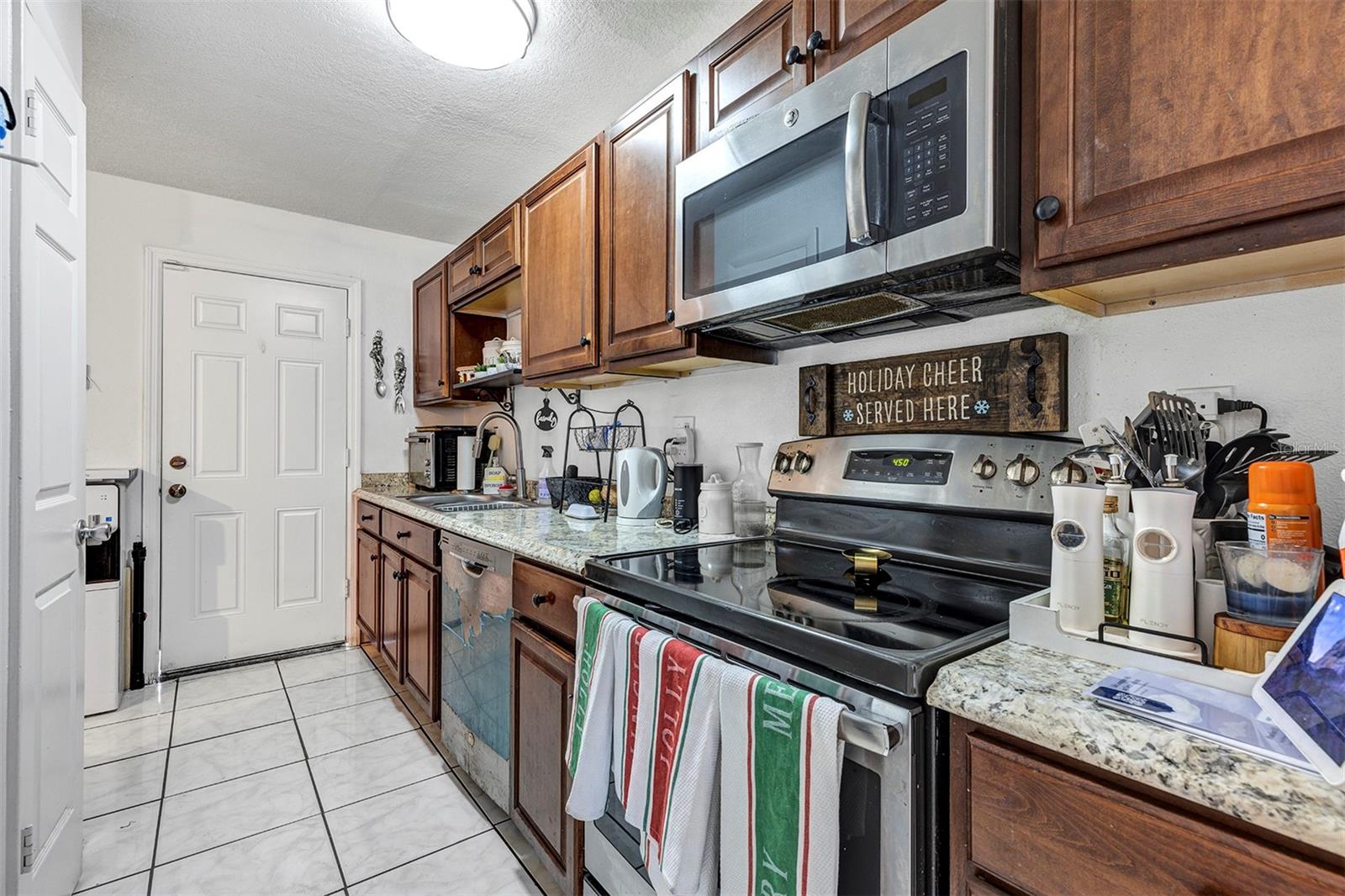 KISSIMMEE HEIGHTS - Residential