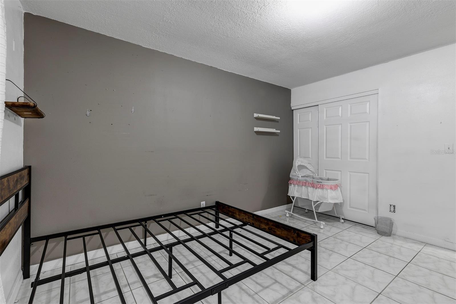 KISSIMMEE HEIGHTS - Residential