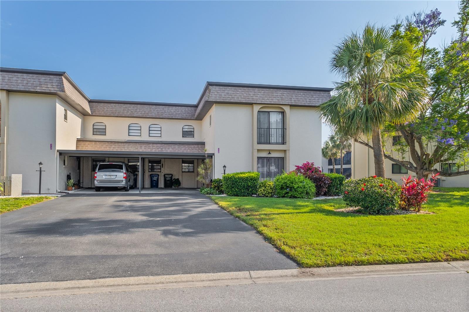 VENICE GARDENS - Residential