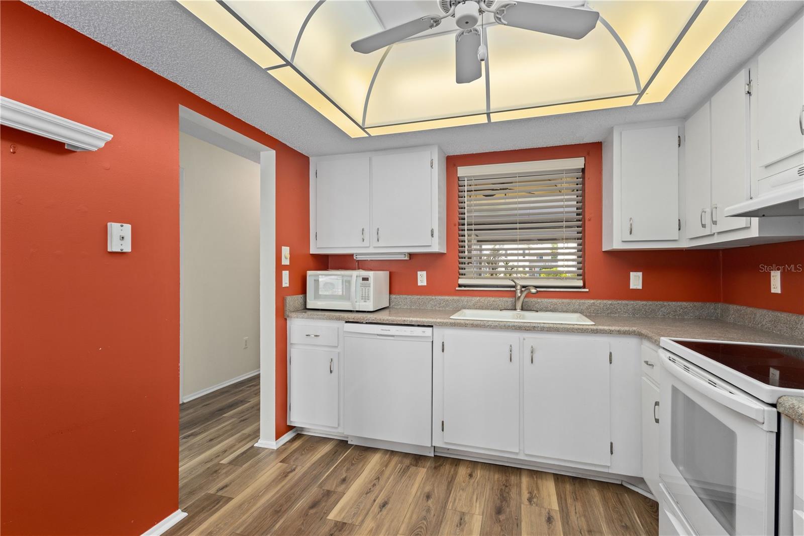 VENICE GARDENS - Residential