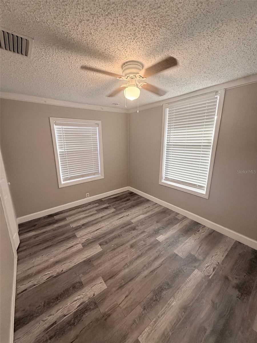 WOODALL & DOYLES - Residential Lease