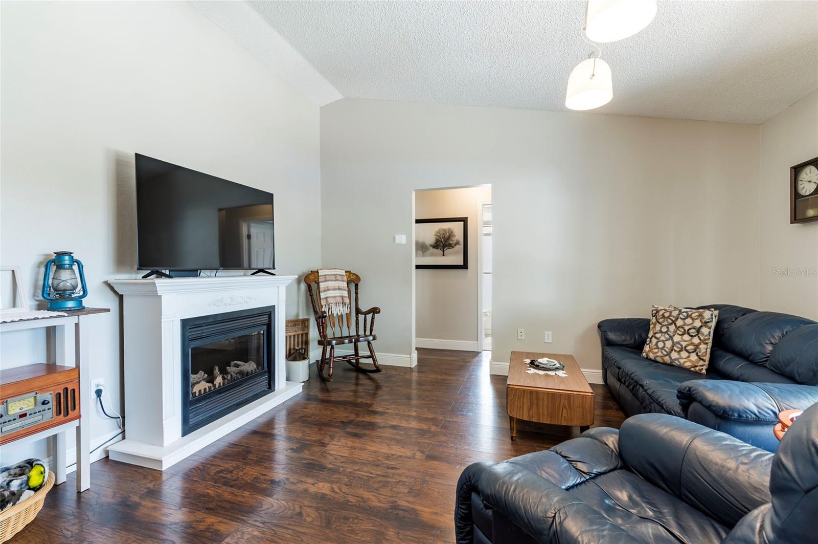 JASMINE TRAILS - Residential