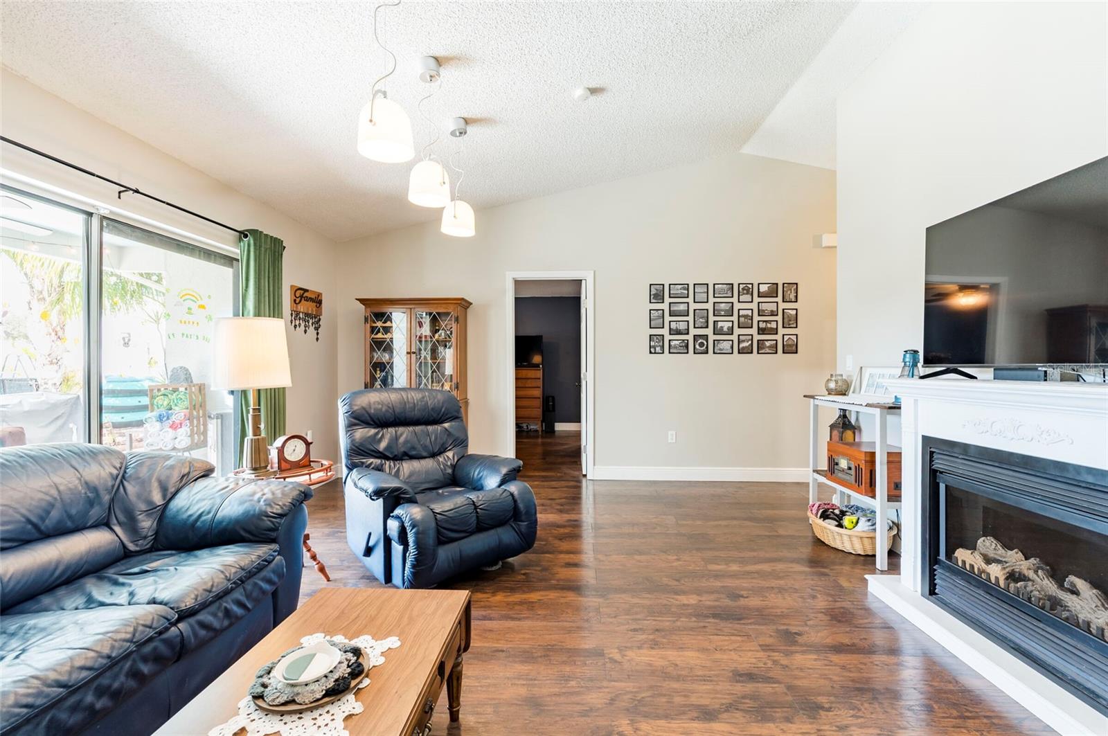 JASMINE TRAILS - Residential