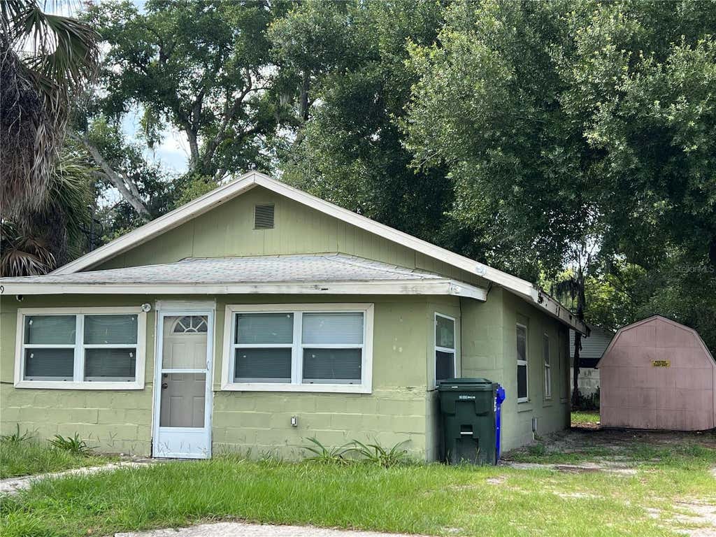 Photo of 519 W 12th Street, Lakeland, FL 33805 (MLS # TB8529564)
