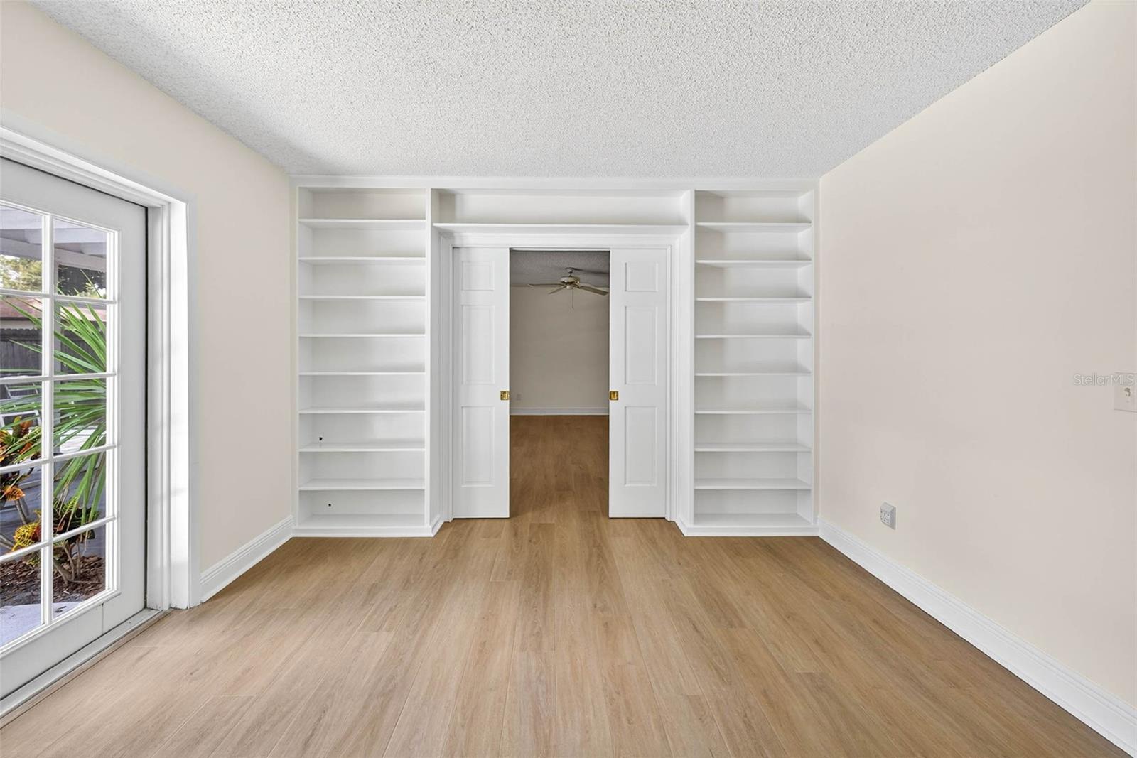 TEMPLE HILLS UNIT 1 - Residential