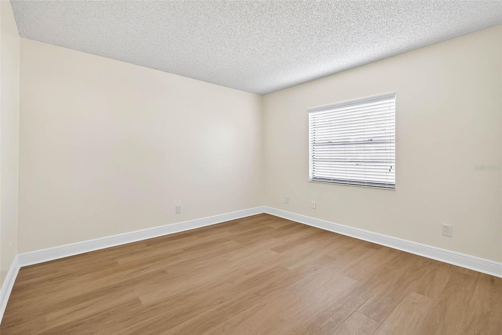 TEMPLE HILLS UNIT 1 - Residential