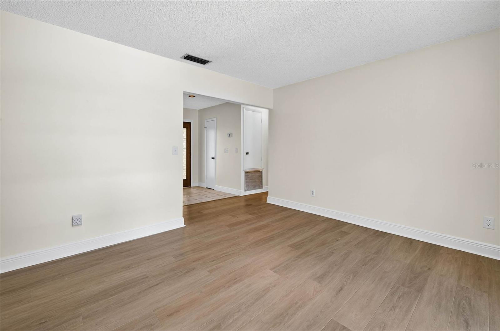 TEMPLE HILLS UNIT 1 - Residential