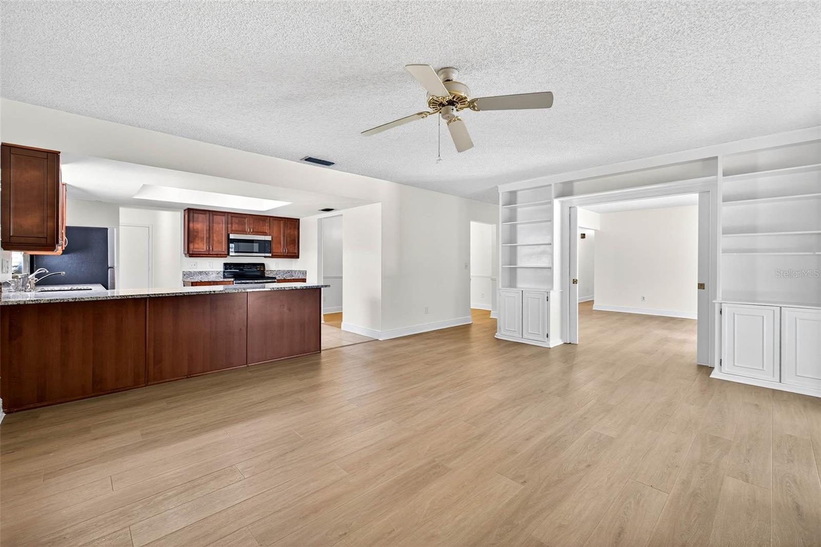 TEMPLE HILLS UNIT 1 - Residential