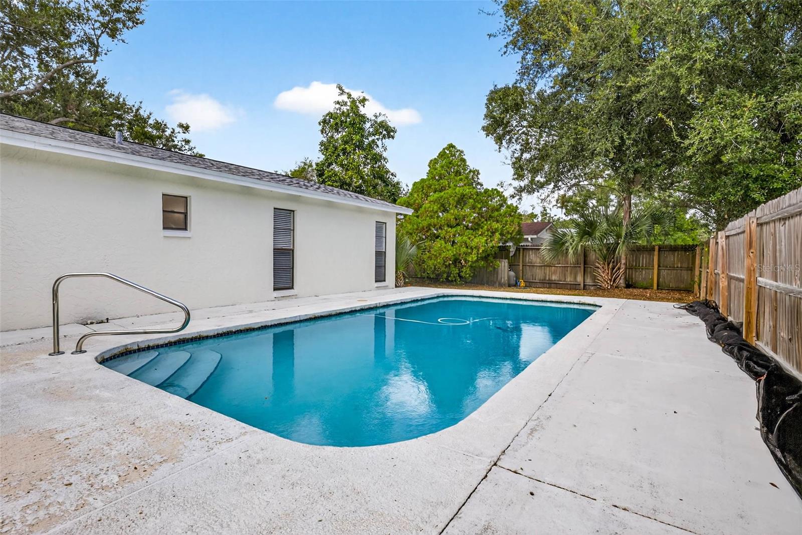 TEMPLE HILLS UNIT 1 - Residential