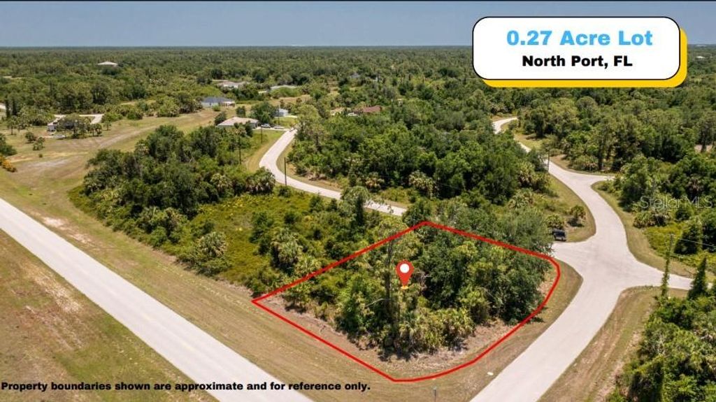 Photo of 1 Antique Circle, North Port, FL 34288 (MLS # A4653228)