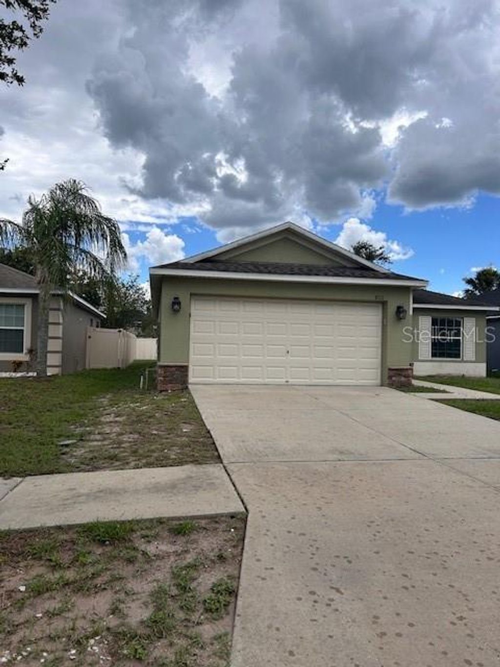 Photo of 8111 Alamosa Wood Avenue, Ruskin, FL 33573 (MLS # O6325203)