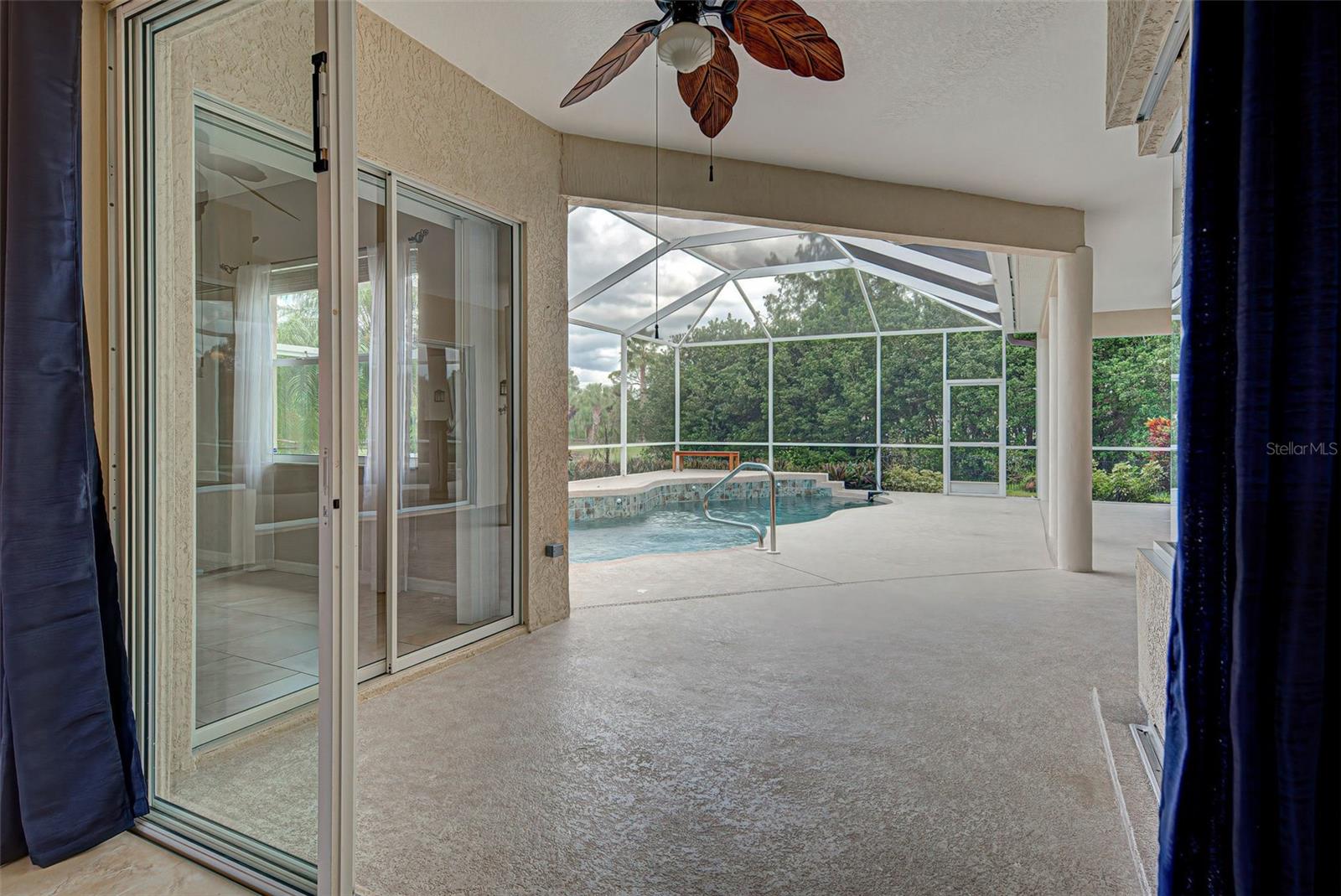 STONEBRIDGE - Residential